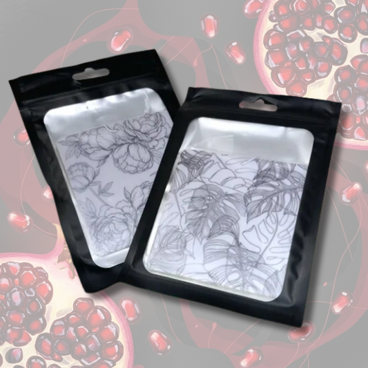 Pomegranate Black Hanging Freshener